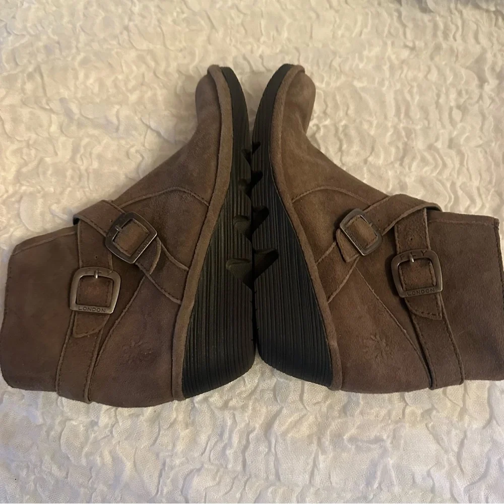 Brown Suede Wedge Ankle Boots Buckle Comfort Booties Size 6